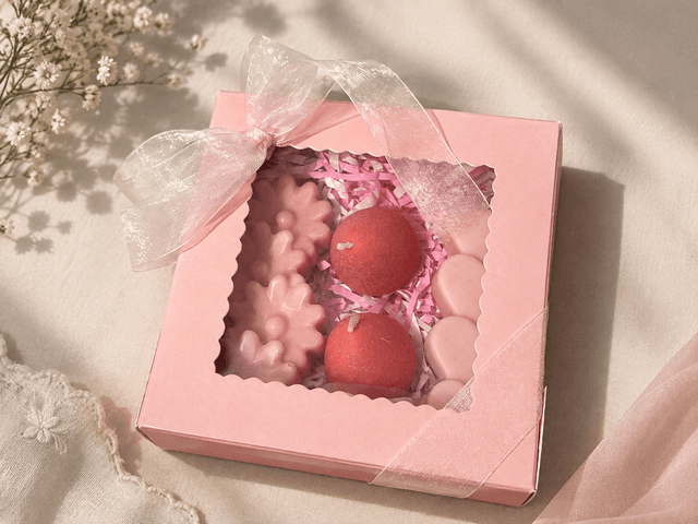 Pink Hamper Scented Candles for her