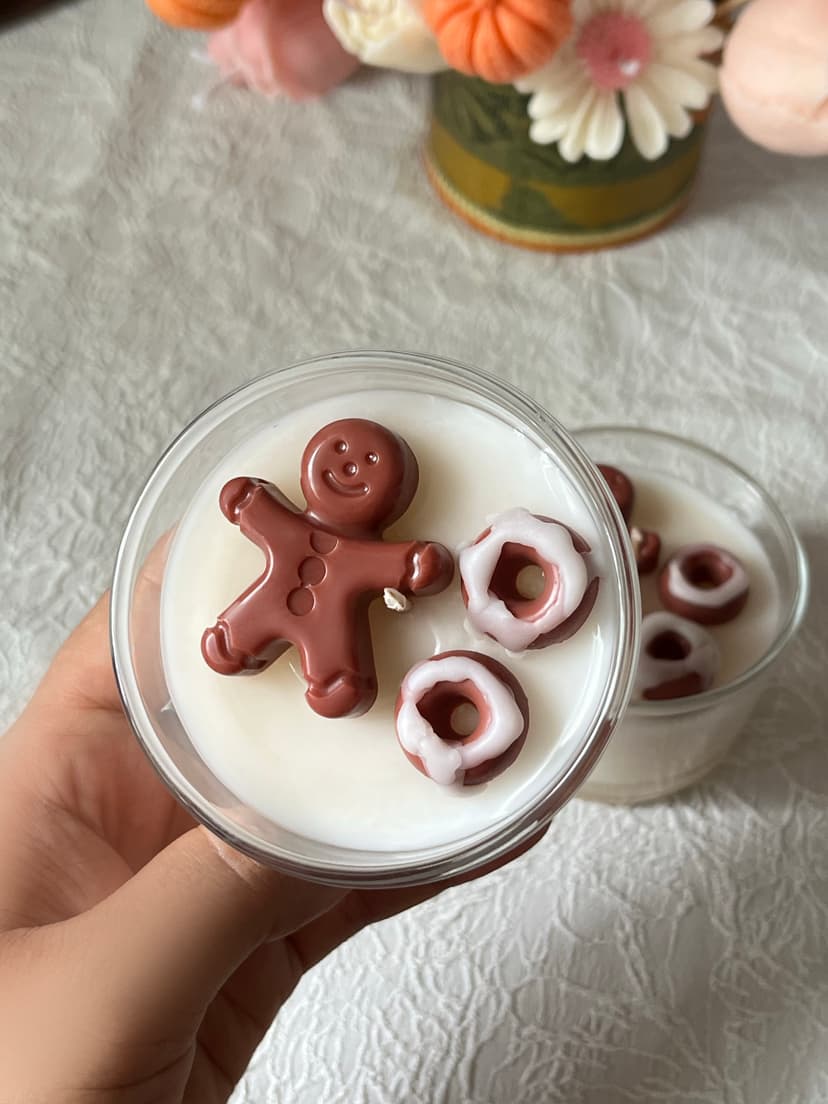 Gingerbread and donut candle